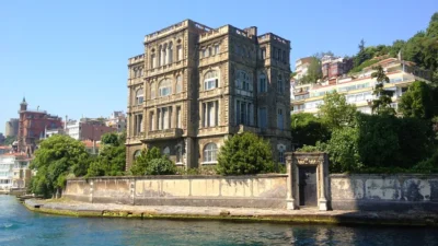 Zeki Paşa Yalısı Kimin
